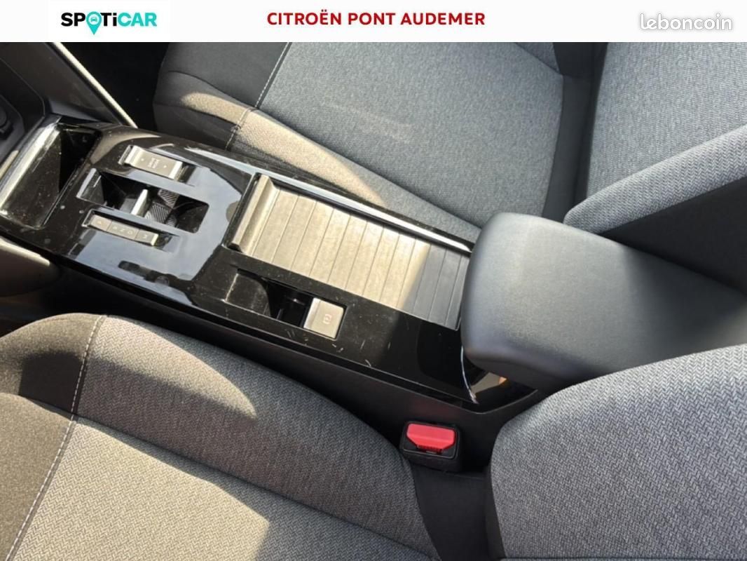 Citroën C4 PureTech 130 S&S EAT8 Feel (image 12)