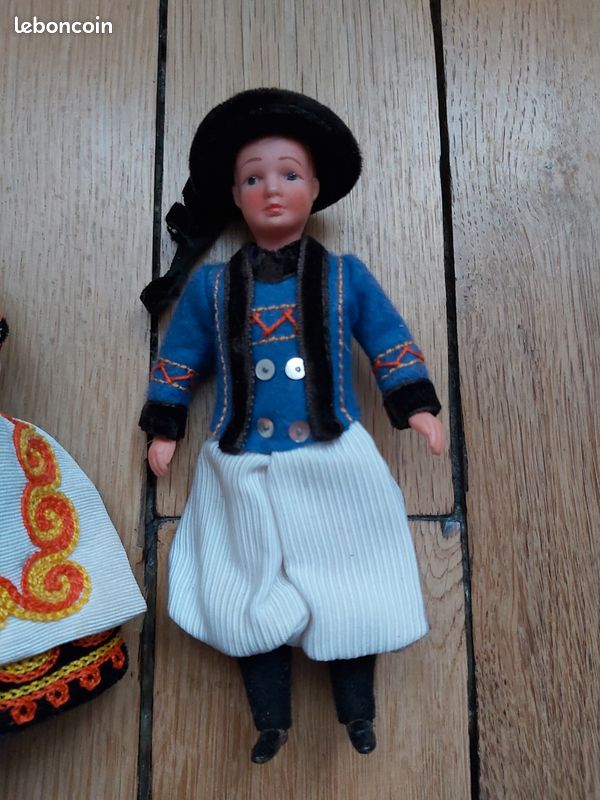 POUPÉE FOLKLORIQUE RÉGIONALE savoyarde petit colin EUR 16,50 - PicClick FR