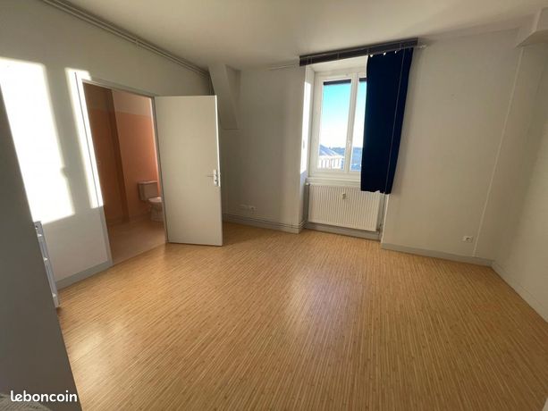 Studio 1 pièce 21 m²