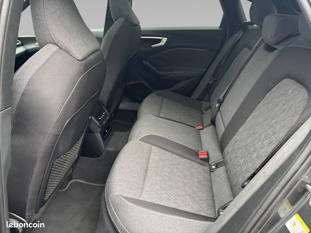 AUDI A5 TDI Hybride 204 ch S tronic 7 S line (image 11)