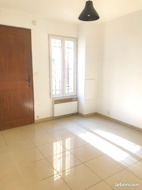 Appartement 2 pièces 30 m² · à Toulon · 30 m² · 550 €/mois