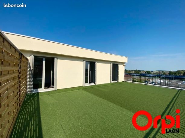 Penthouse 3 pièces 65 m²