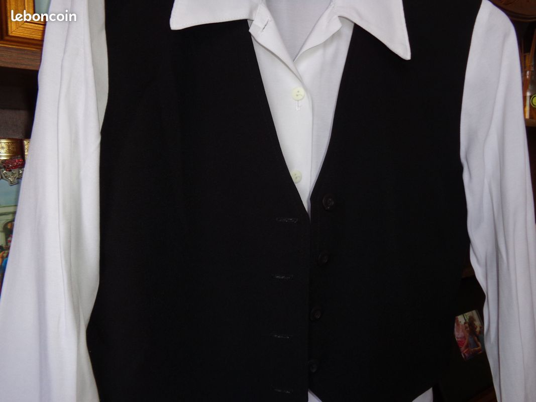 Chemise tunique blanche avec gilet noir T 3 (image 3)