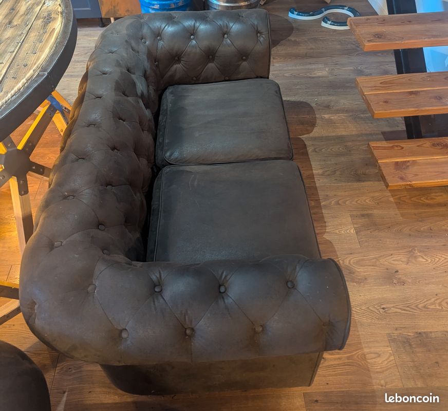 Canapé Chesterfield (image 7)