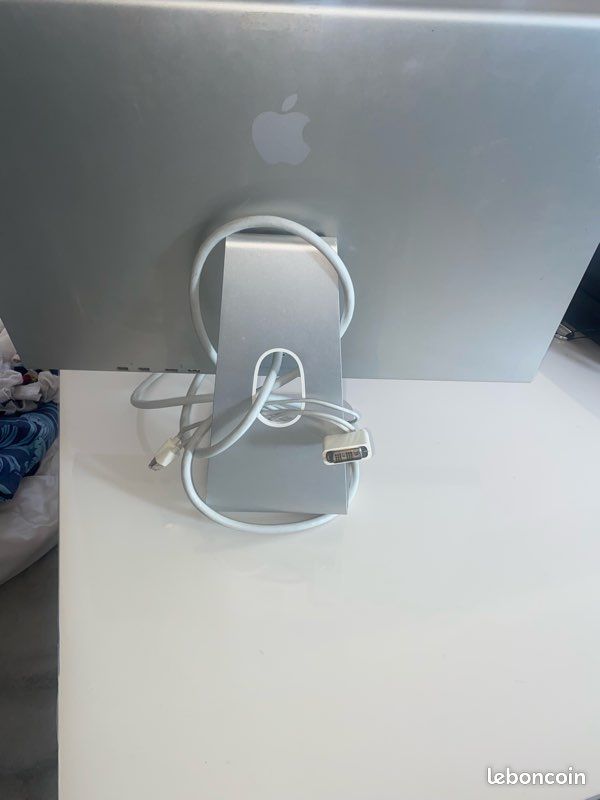 Ecran Apple Pc Cinema HD Display 23 pouces (image 2)