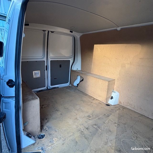 Volkswagen Transporter (6) 2.0 TDi 110 L1H1 Business Line (image 17)