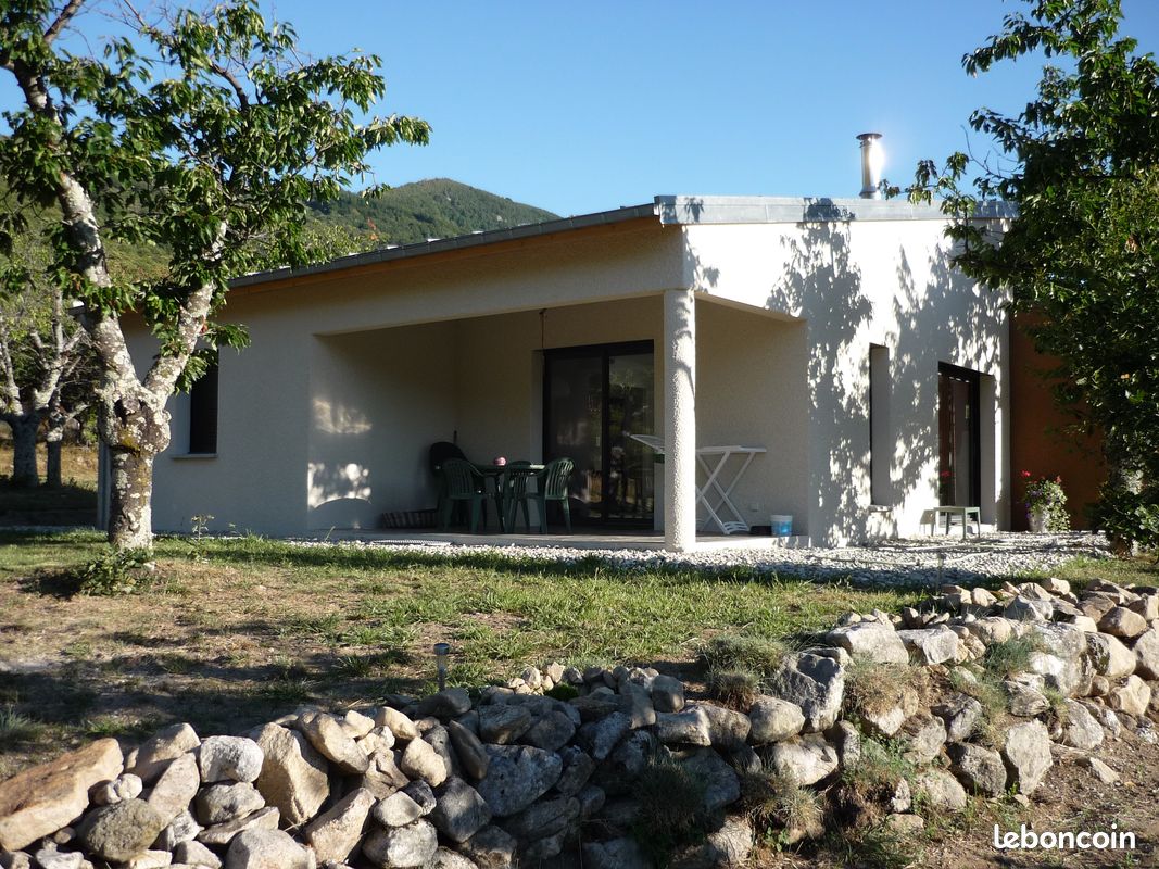 Maison 5 pièces 105 m² · à Labastide-sur-Bésorgues · 105 m² · 245 000 €