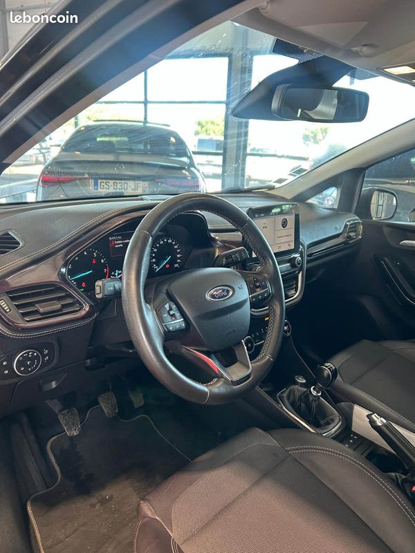 Ford fiestavii 1.0 ecoboost 100ch vignal 5p 2018 (image 8)