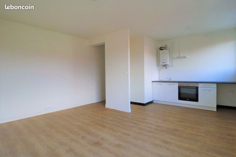 Appartement 2 pièces 40 m² · à Sainte-Savine · 40 m² · 480 €