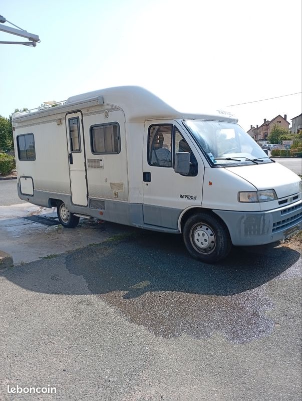 Camping car profilé rapido (image 1)