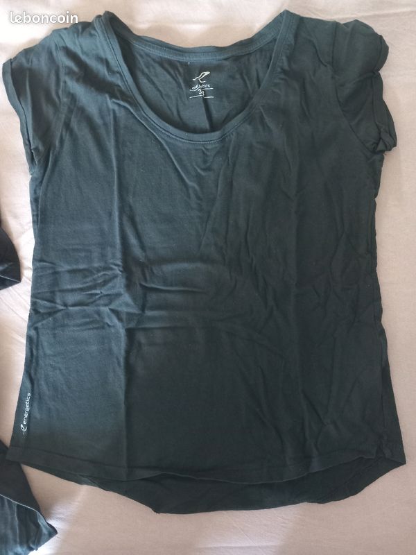 6 t-shirts noirs en coton (image 6)