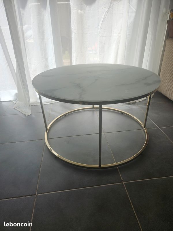Table effet marbre (image 1)