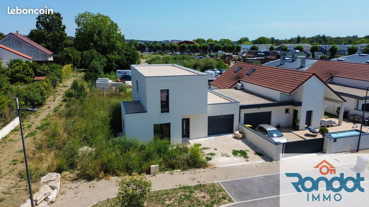 Maison 5 pièces 140 m² · à Is-sur-Tille · 140 m² · 330 000 €