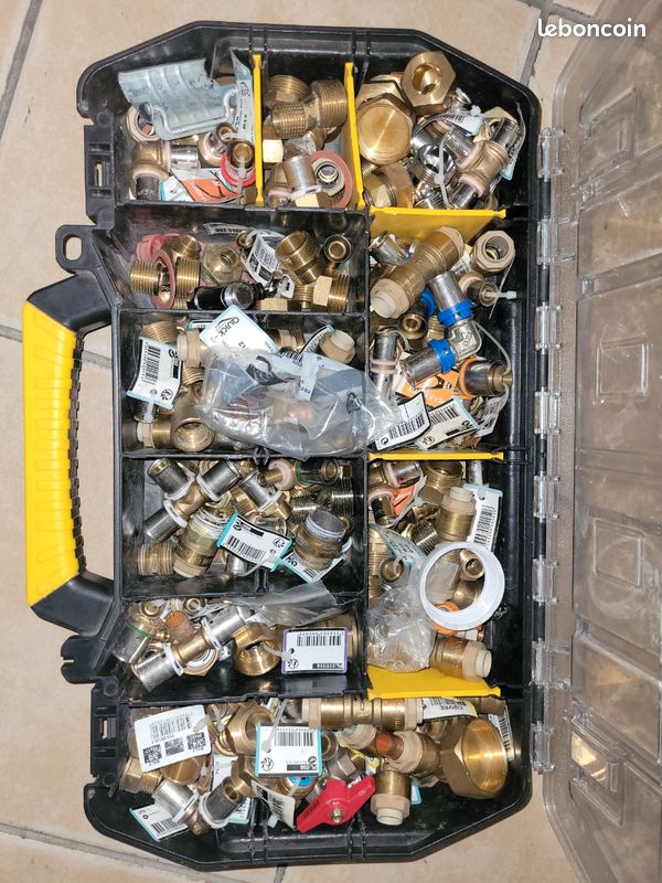 Vend raccord plomberie en vrac (image 2)