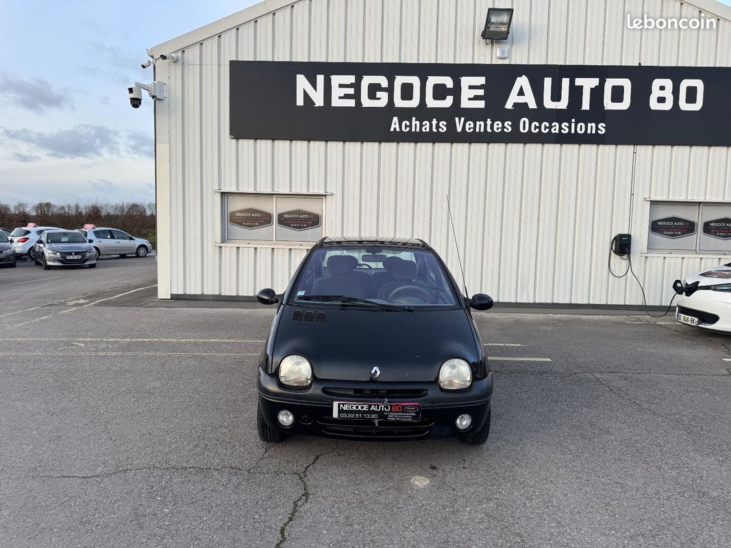 RENAULT TWINGO 1.2i 16V 75 CV 01/2001 111000 KM BOITE AUTOMATIQUE PREMIERE MAIN VITRES ÉLÉCTRIQUES RÉTROVISEURS (image 2)