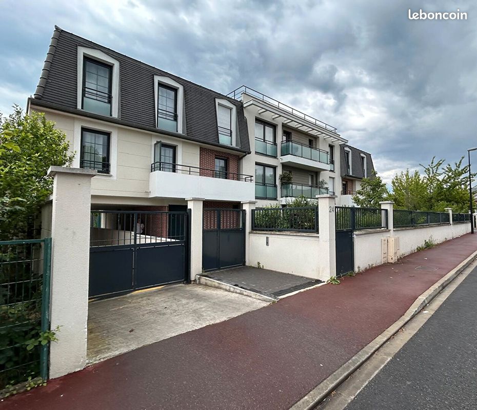 Appartement 2 pièces 45 m² · à La Queue-en-Brie · 45 m² · 880 €