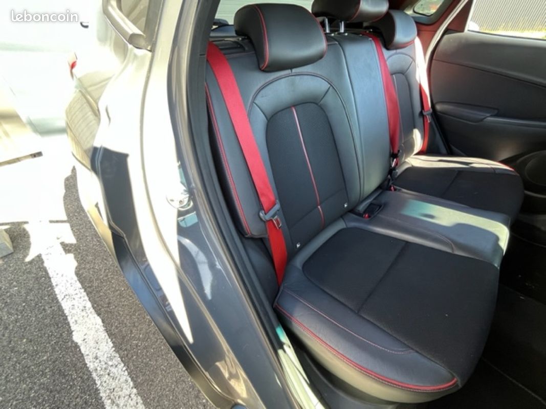 HYUNDAI KONA 1.6 CRDi 136 DCT-7 Creative (image 16)