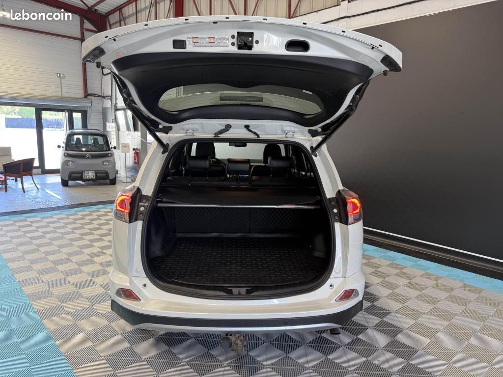 TOYOTA RAV 4 143 CH D-4D 4x2 Design Business - GARANTIE 12 MOIS (image 7)
