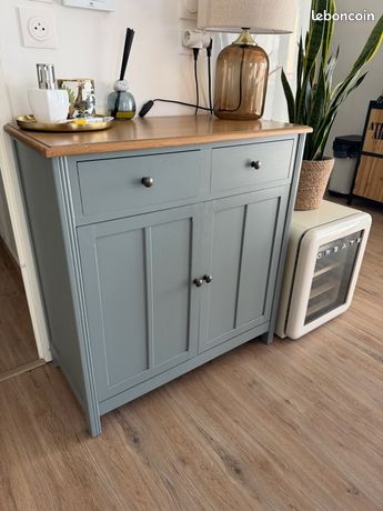 buffet bas bahut en pin peint vert. 2 portes 2 tiroirs