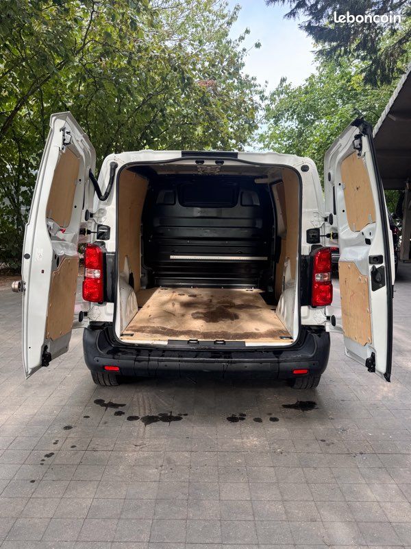 Citroën Jumpy Fg M 2.0 BlueHDi 120ch S&S Club 2021 – photo 12