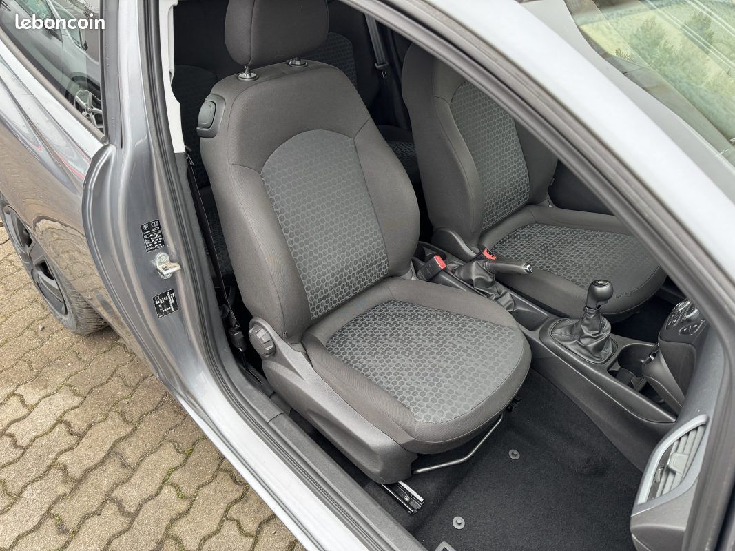 Opel corsa e enjoy 2017 52000 km garantie 12 mois (image 12)