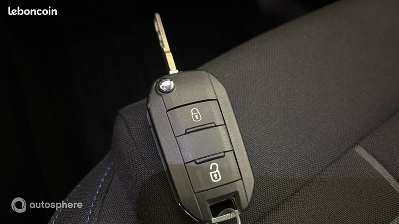 Citroen C3 1.2 PureTech 100ch YOU + Pack Plus (image 16)