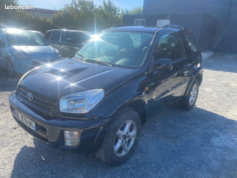 Toyota RAV 4 2.0 D-4D 16V 4WD 116 cv (image 2)