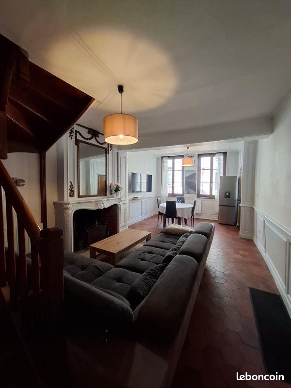Appartement 5 pièces 90 m² · à Chalon-sur-Saône · 90 m² · 800 €/mois