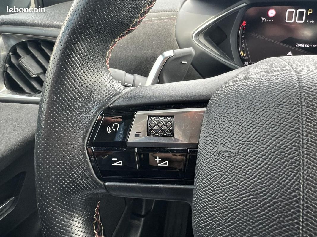 DS DS 3 CROSSBACK Performance Line EAT8 1.2 PureTech 130 - Distribution neuve (image 26)