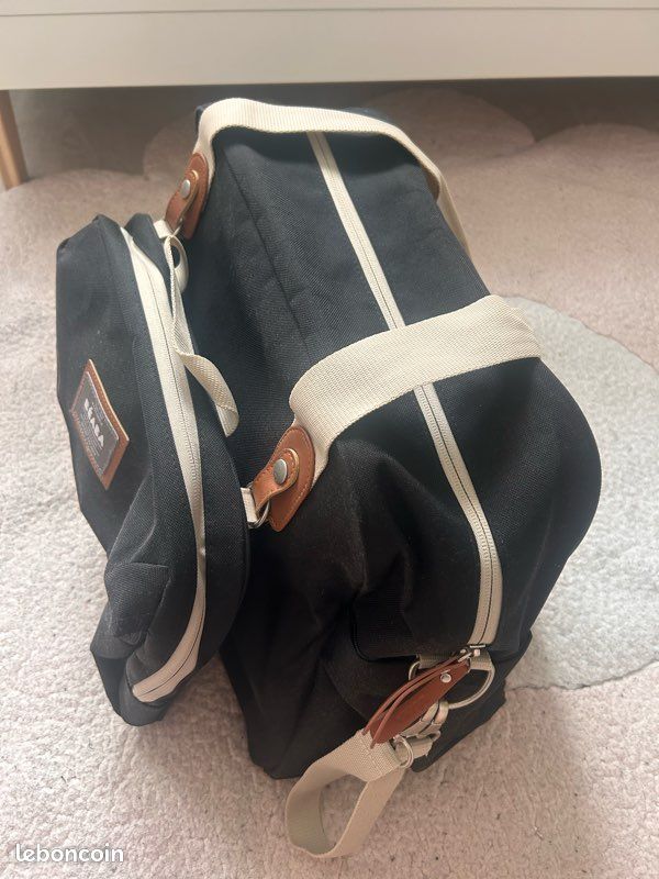 Sac à langer Beaba noir (image 2)