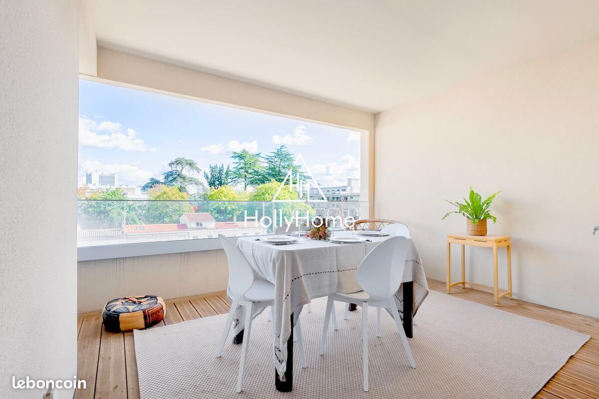 Appartement 4 pièces 83 m² · à Bordeaux · 83 m² · 450 000 €