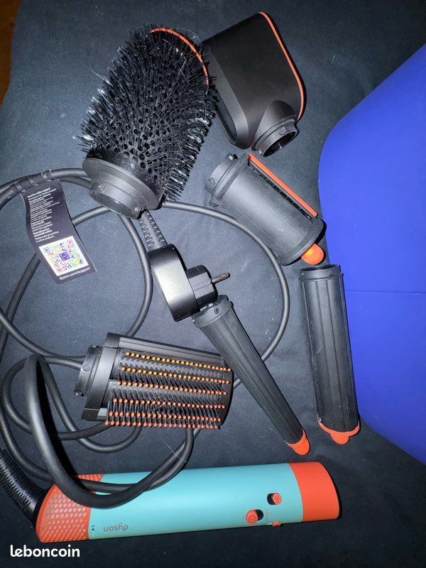 Dyson airwrap (image 2)