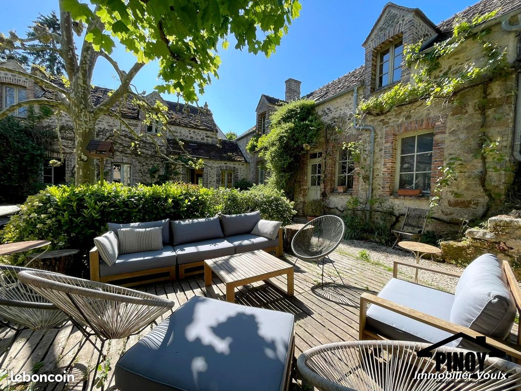 Maison 8 pièces 213 m² · à Blennes · 213 m² · 423 000 €