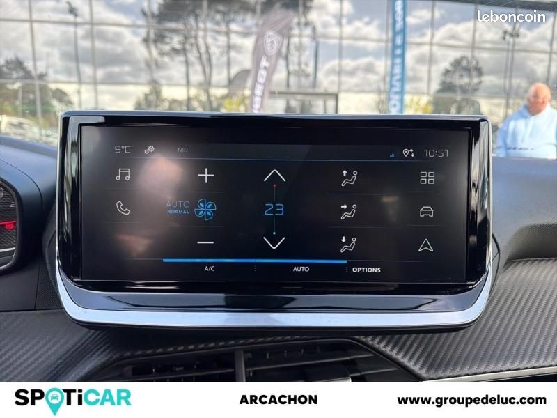 Peugeot 2008 1.2 PureTech 100ch S&S Active (image 27)