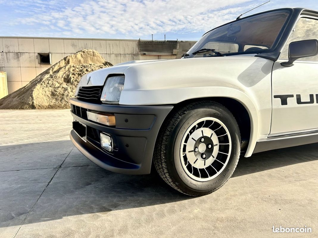Renault 5 TURBO (image 9)