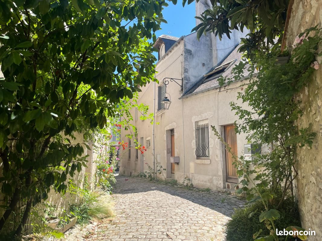 Appartement 1 pièce 15 m² · à Beaugency · 15 m² · 335 €