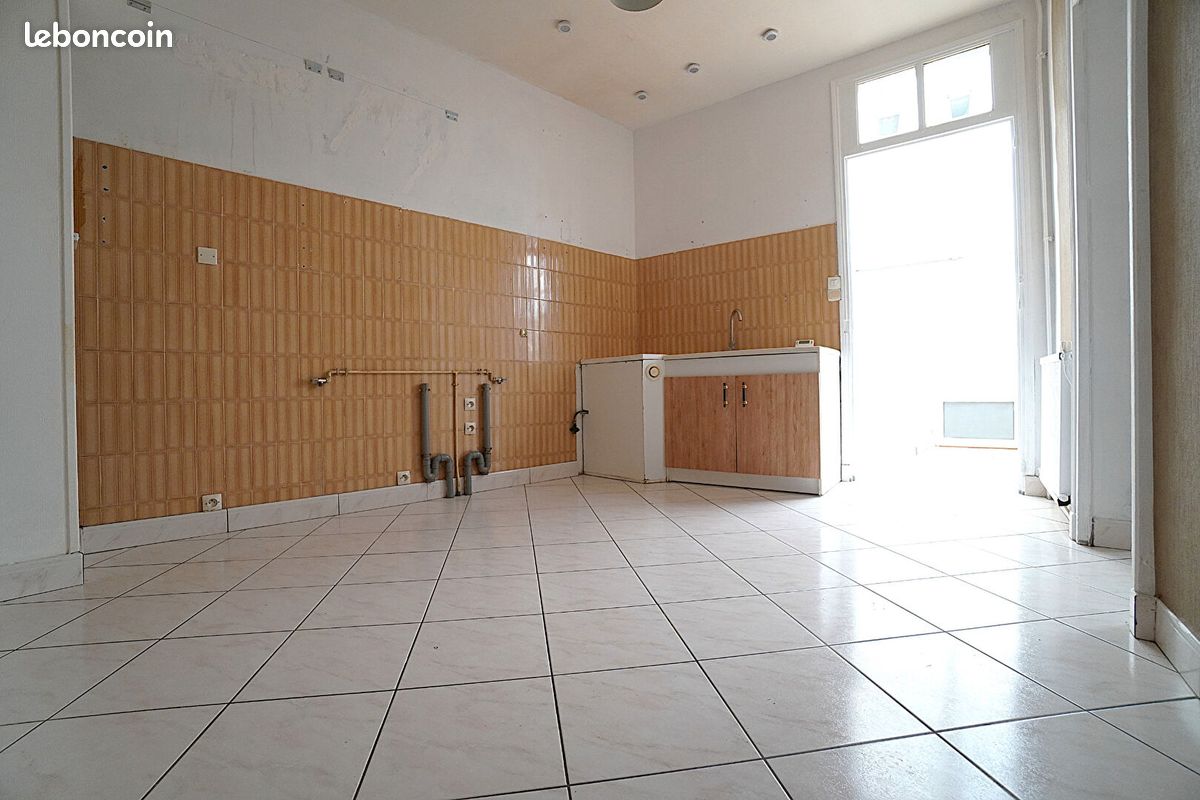 Maison 6 pièces 123 m² · au Mans · 123 m² · 147 000 €