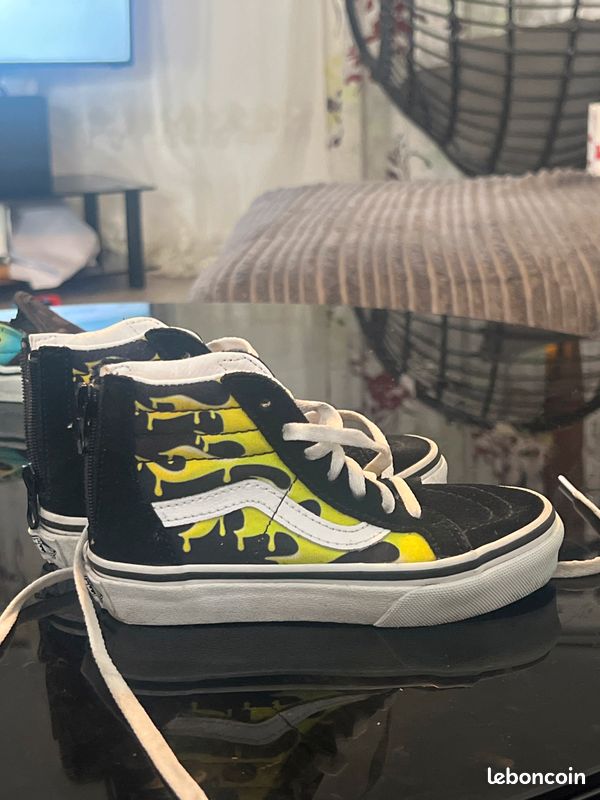 Je vend une paire de vans à 10 taille 27 Chaussures