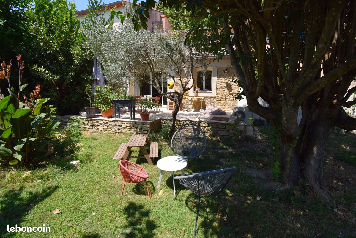 Maison 4 pièces 109 m² · à Sarrians · 109 m² · 318 000 €