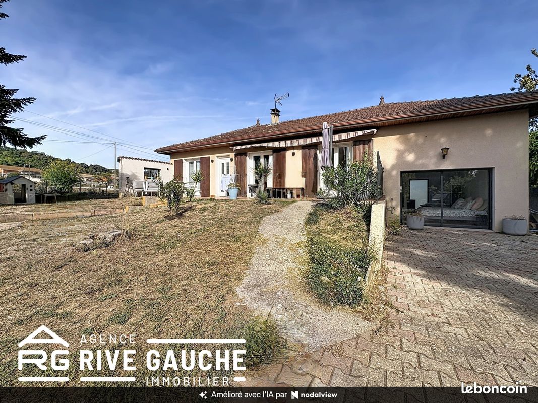 Maison 4 pièces 100 m² · à Anjou · 100 m² · 250 000 €