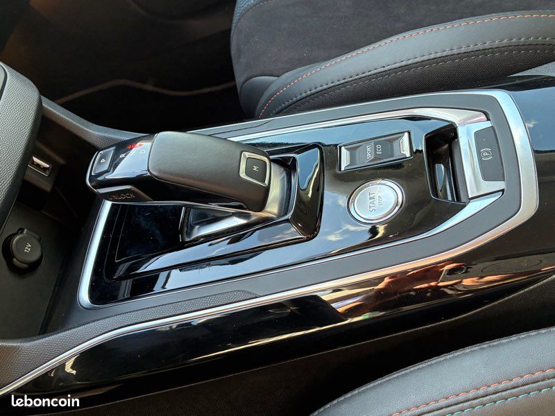 Peugeot 308 130ch Tech Edition 2018 (image 9)
