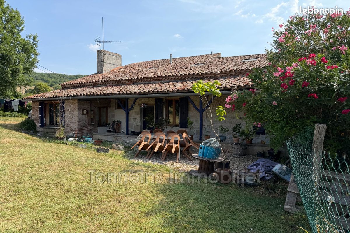 Maison 6 pièces 148 m² · à Clairac · 148 m² · 212 000 €