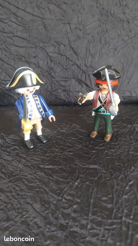 Figurine PLAYMOBIL 6846 - Le Pirate En Armes - Occasion Bon état