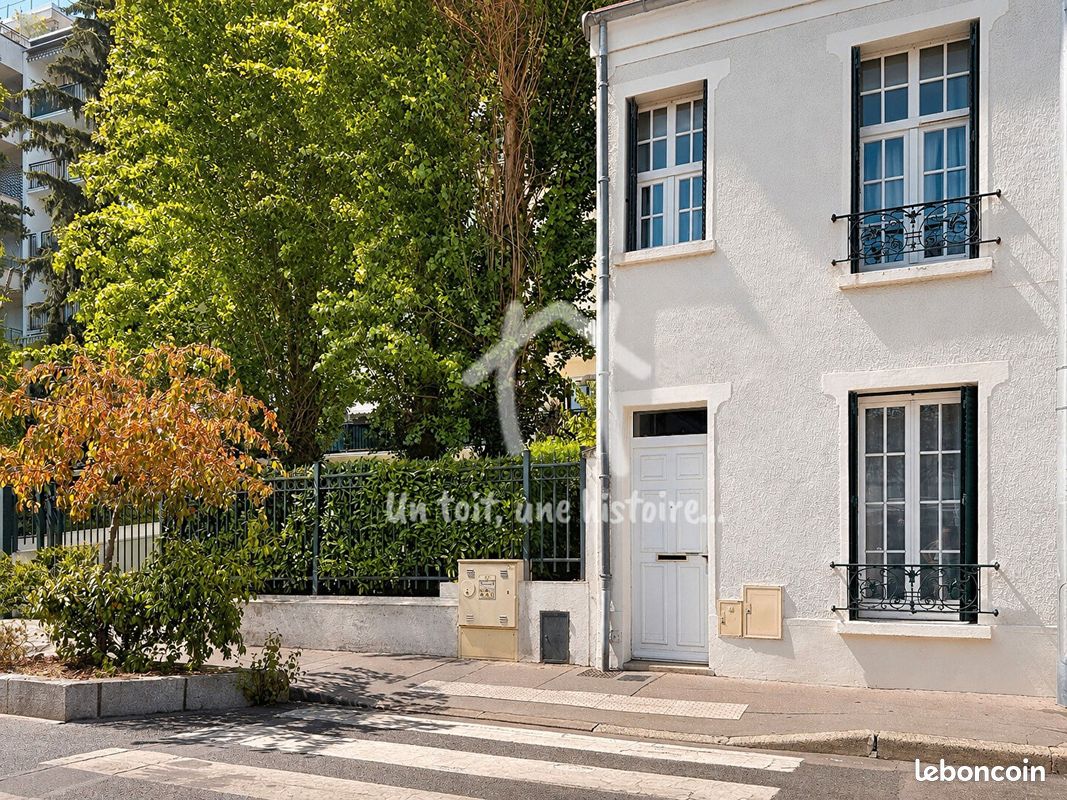 Maison 4 pièces 85 m² · à Courbevoie · 85 m² · 650 000 €