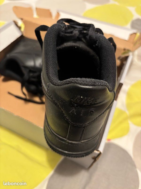 Air force 1 (image 2)