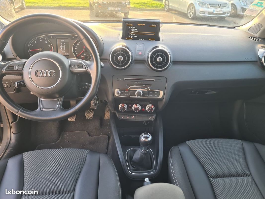 Audi A1 SPORTBACK 1.0 TFSI 95CH ULTRA (image 8)