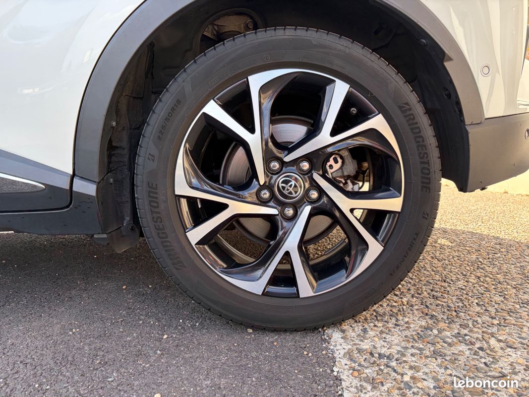 Toyota c-hr 1.8 140h full-hybrid 0.85kwh collection / camera recul (image 22)
