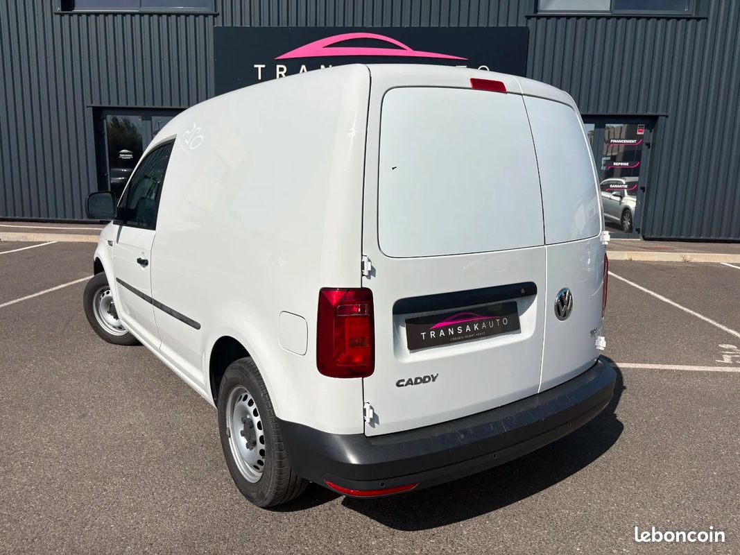 VOLKSWAGEN CADDY 2.0 TDI 102 Confortline *SUPPRESSION AD BLUE (image 5)