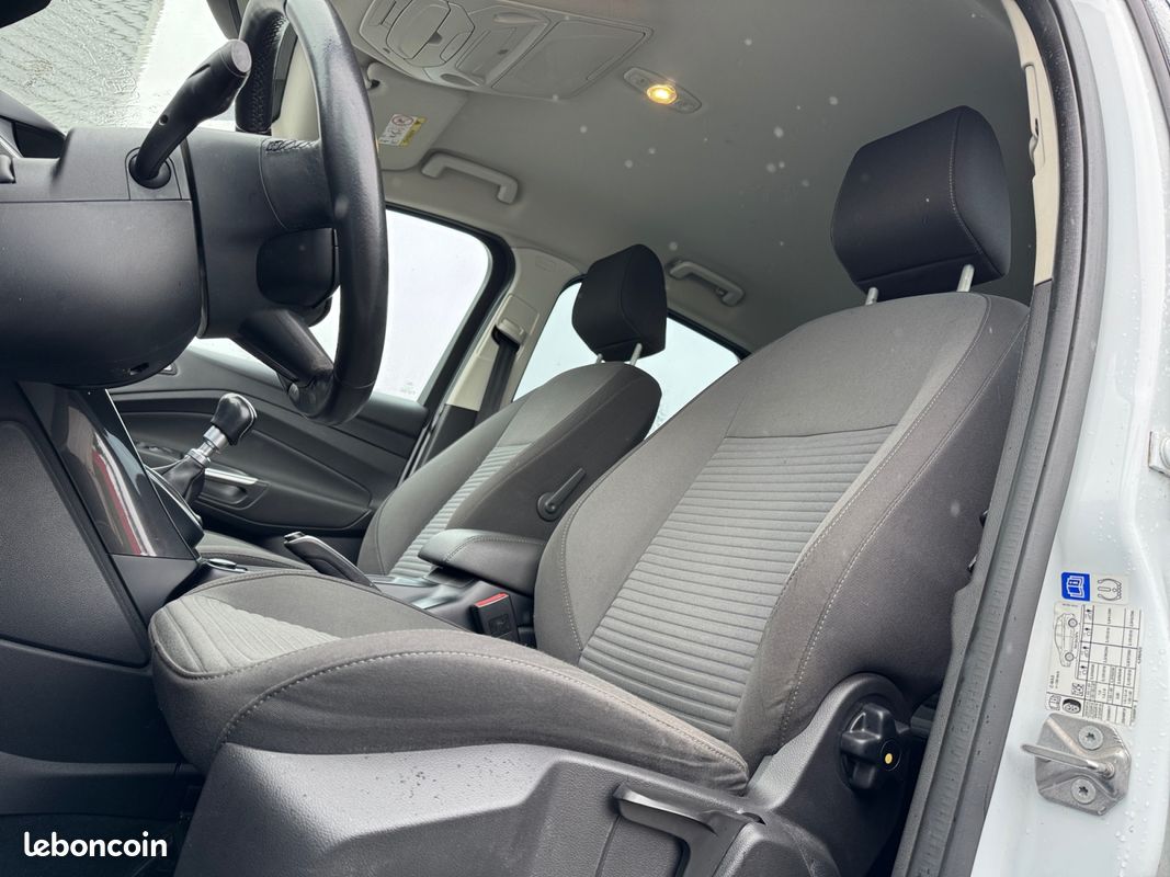 FORD C-MAX II 1.0 EcoBoost 125ch Stop&Start Titanium Régulateur Radar AR Bluetooth Garantie 12 mois (image 22)