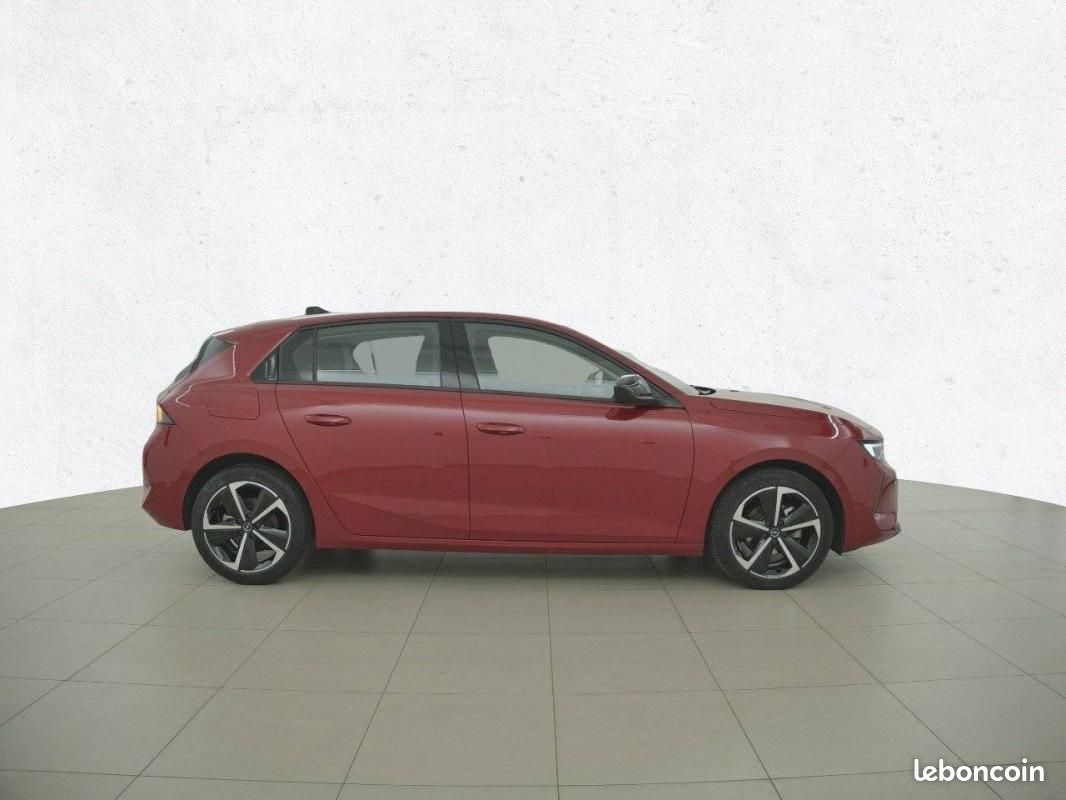 Opel Astra 1.2 Turbo 130 ch BVA8 (image 4)